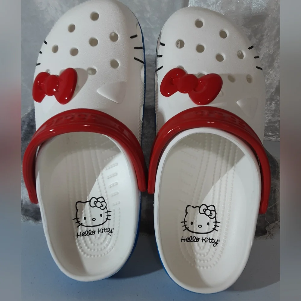 Crocs Hello Kitty New Without Tags Men 7 Women 9 White Red bue - Picture 4 of 14